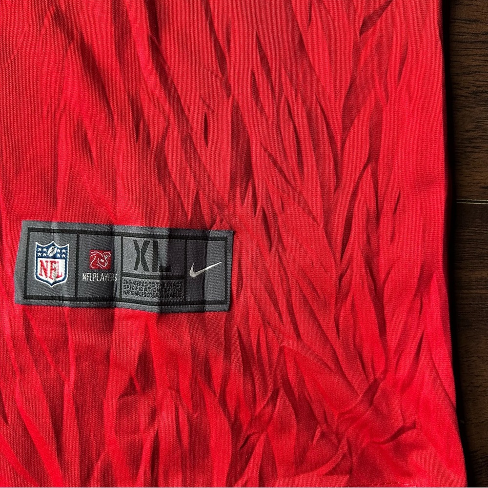 NFL Kansas City Chiefs Travis Kelce 87 Replica Jersey - Picture 5 of 6